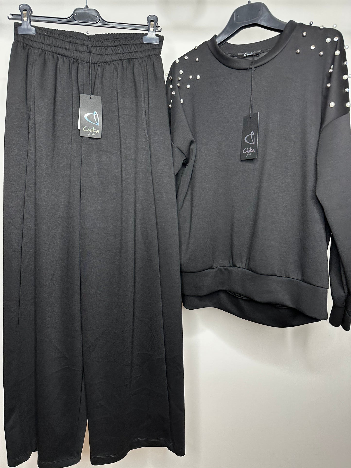 Completo con Pantaloni, Chika - Sabbia/Nero/Bordeaux