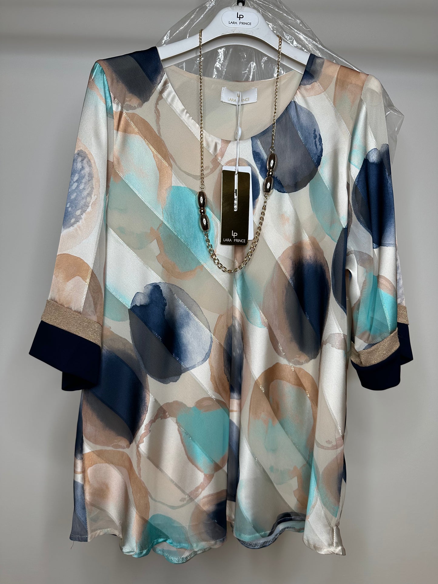 Casacca con Collana - Oro