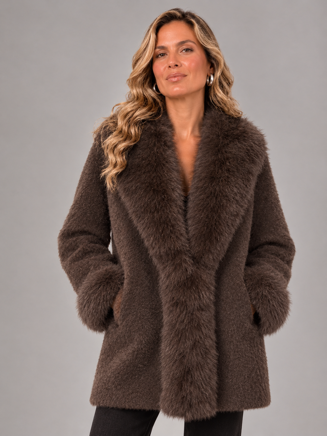 Cappotto in Pelliccia con Tasche - Crema/Marrone