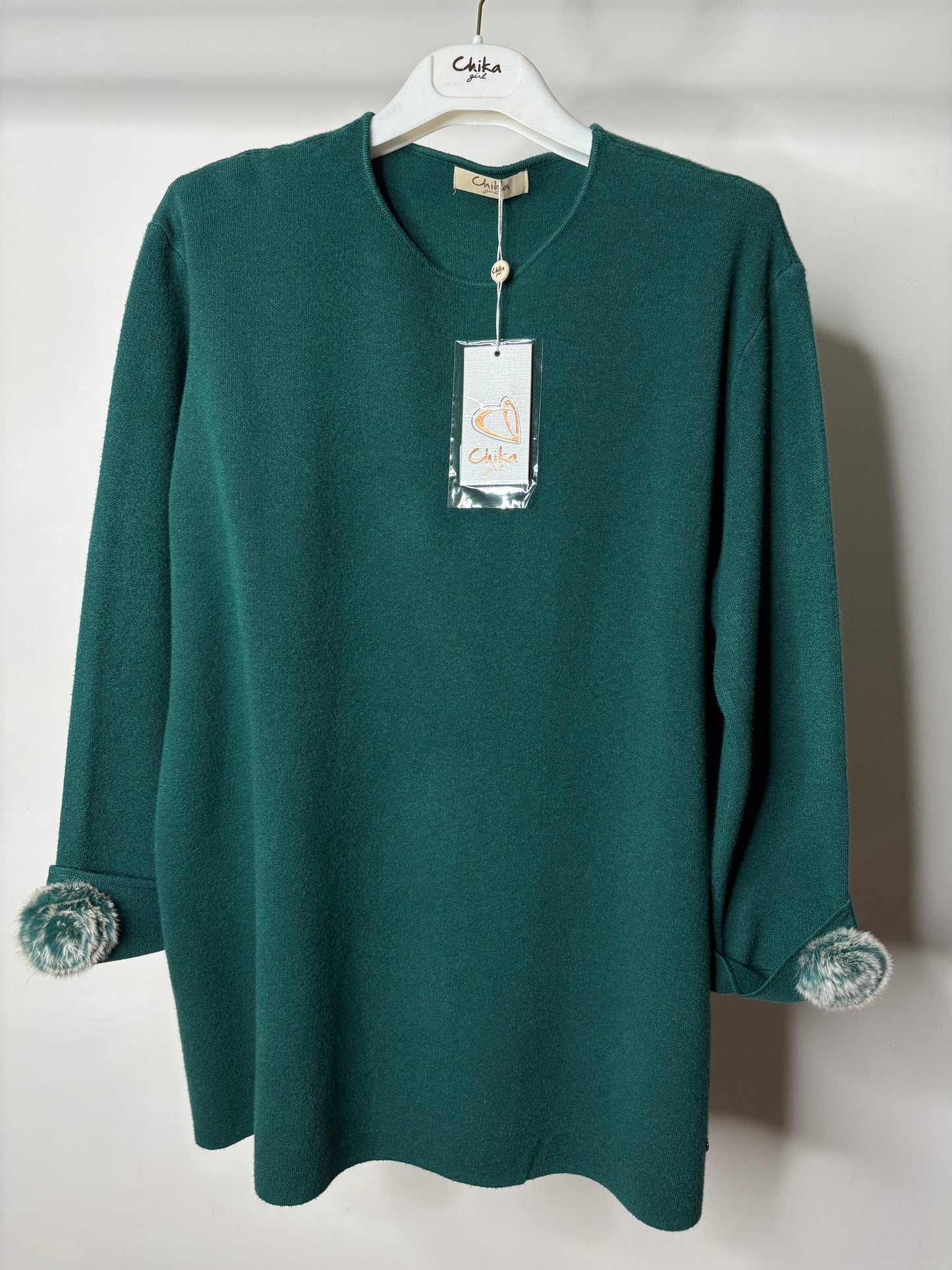 Maglia con Applicazione, Chika - 4 Colori