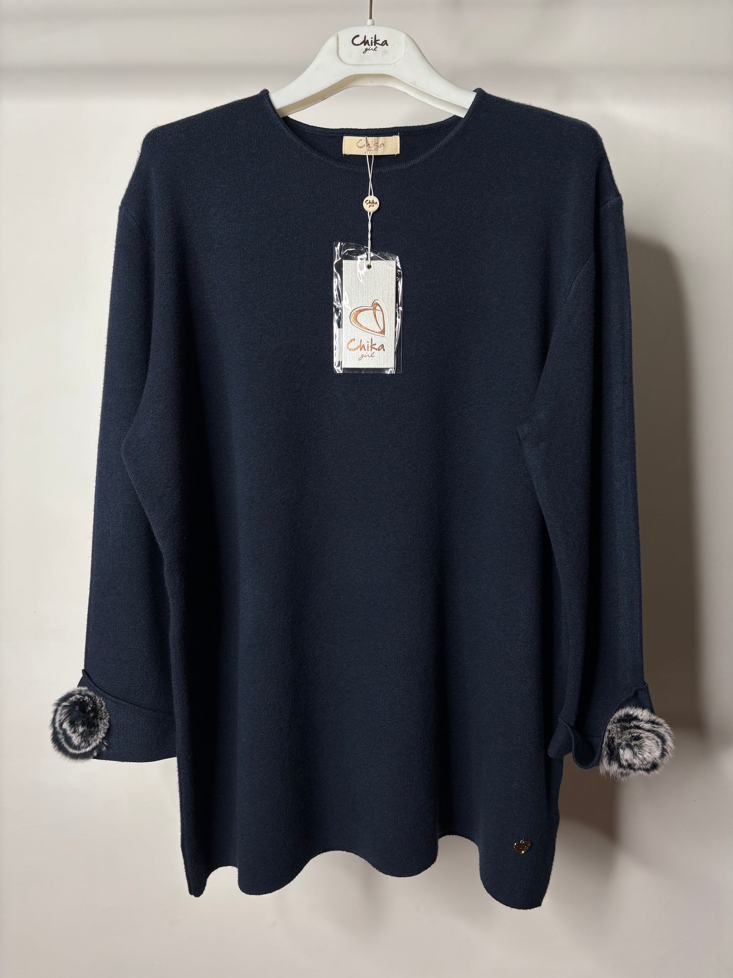 Maglia con Applicazione, Chika - 4 Colori