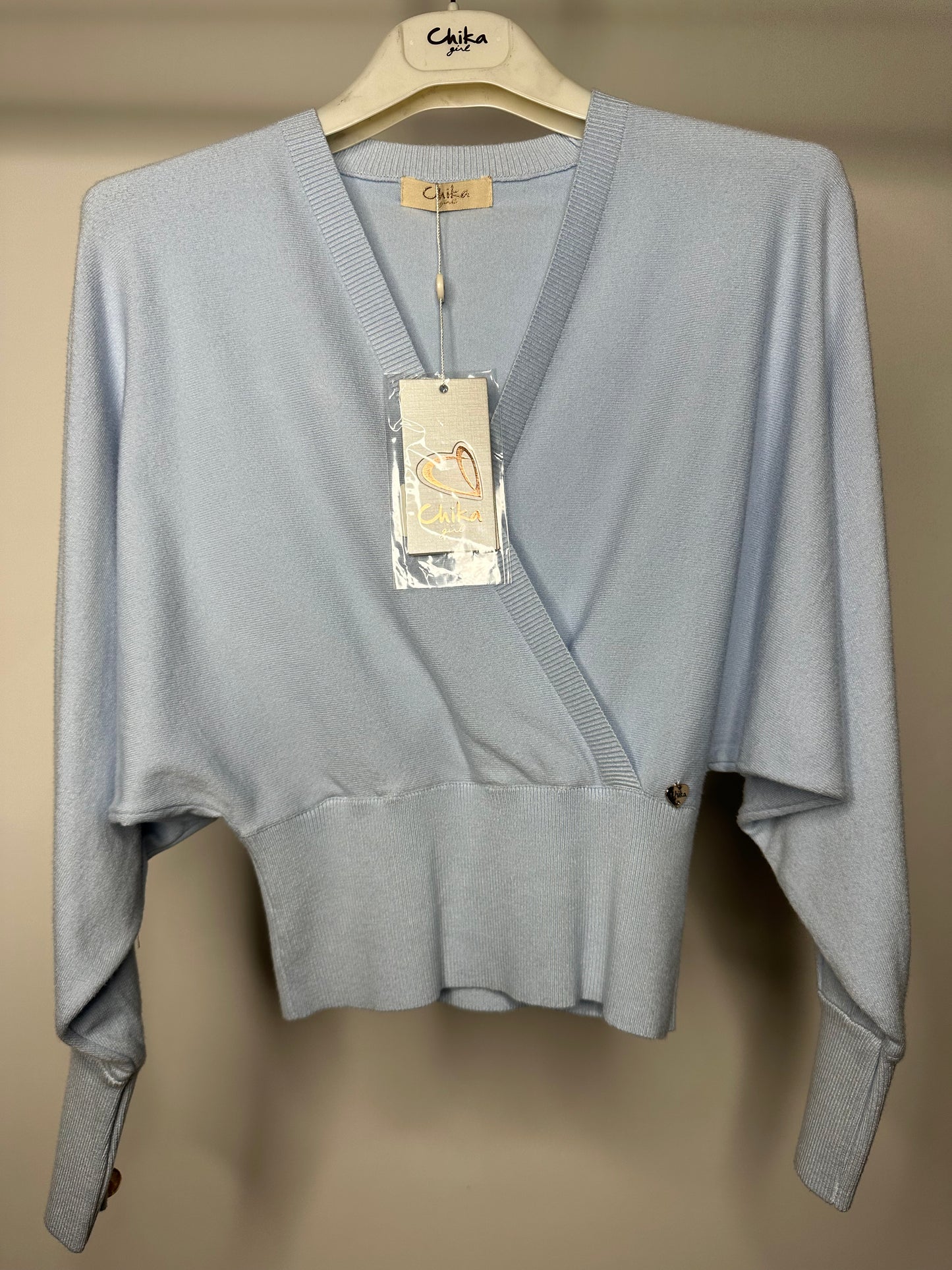 Maglia Incrociata, Chika - Nero/Beige/Azzurro/Porpora/Rosa