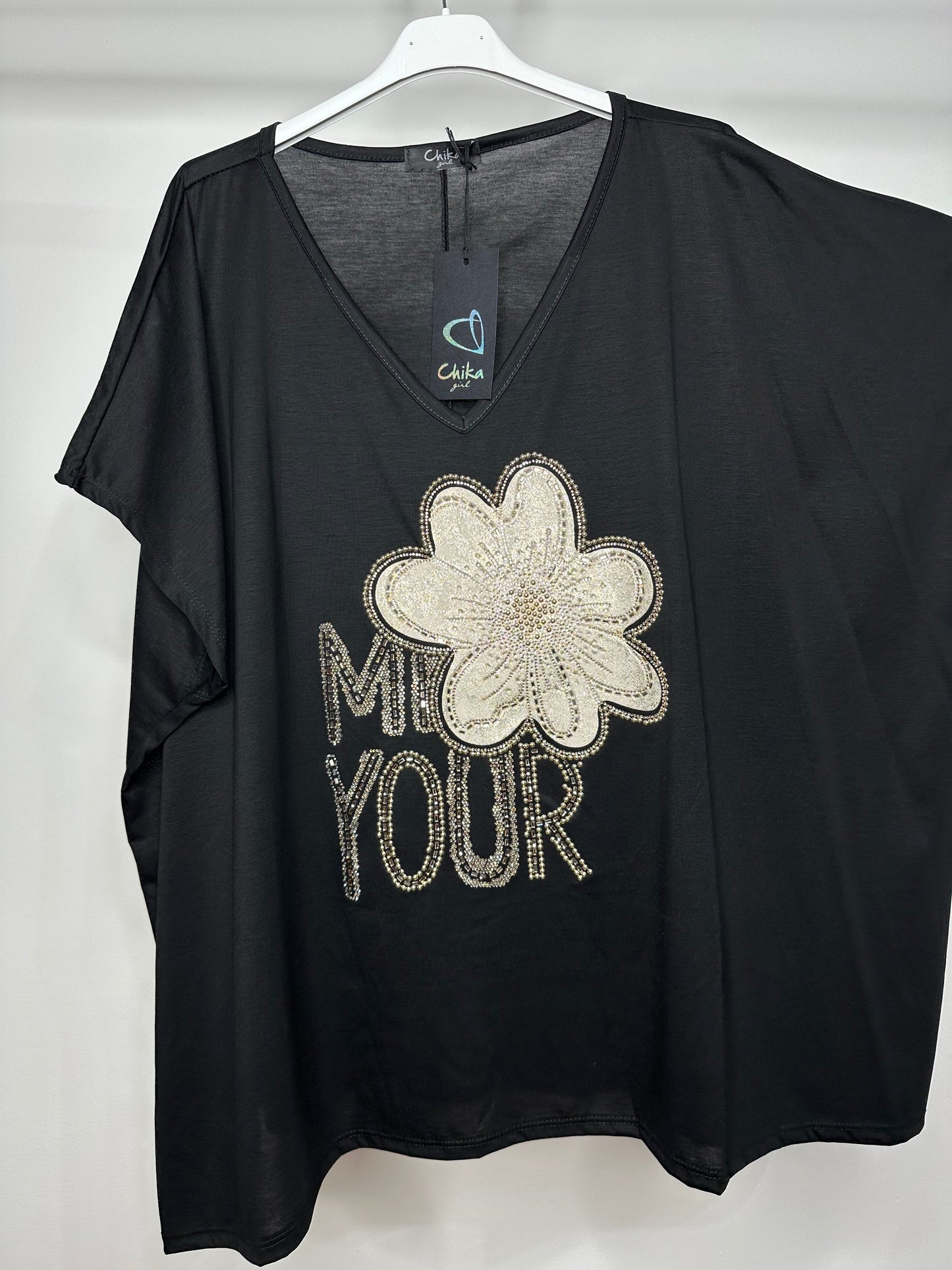 Maglia con Fiore Over - Nero/Sabbia/Panna